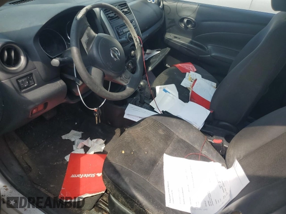 2012 Nissan Versa SV z VIN 3N1CN7APXCL927293, wystawiony jako Copart lot #55615575 z przebiegiem Nie podano mil oraz Szkoda całkowita • Salvage title. Historia ofert i sprzedaży dostępna na DreamBid. Obrazek 7.