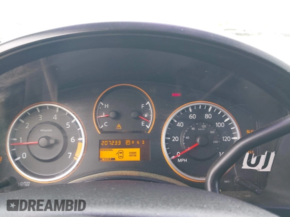 2010 Nissan Titan SE with VIN 1N6BA0CH7AN313538, listed as a IAAI auction lot 42179216 with 207,233 mi miles. Bid and sale history available at carsss.com. Image 7.