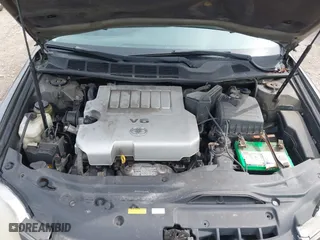 2005 Toyota Avalon XL with VIN 4T1BK36B25U035857, listed as a IAAI auction lot 42032881 with 198,737 mi miles. Bid and sale history available at carsss.com. Image 10.