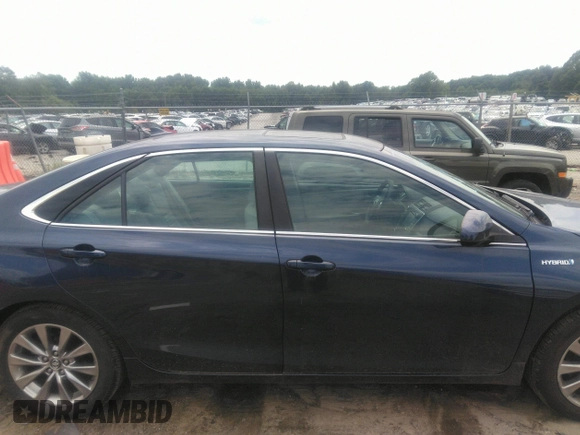 2017 Toyota Camry Hybrid LE with VIN 4T1BD1FK8HU229215, listed as a IAAI auction lot 40089195 with 67,749 mi miles. Bid and sale history available at carsss.com. Image 13.