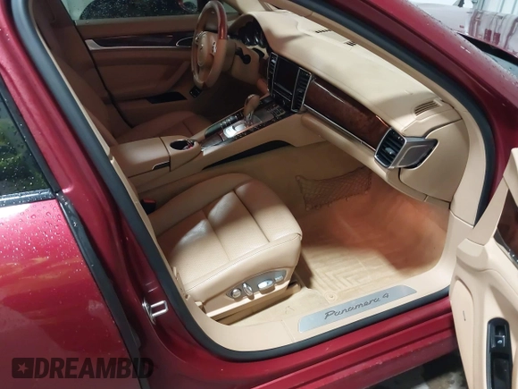 2011 Porsche Panamera с VIN WP0AA2A70BL020775, выставлен на аукционе IAAI как лот 42310608 с пробегом 101 802 миль миль и . История ставок и продаж доступна на DreamBid. Изображение 5.