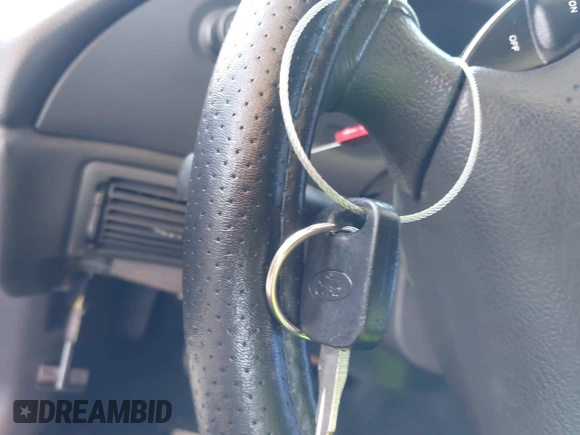 2002 Ford Mustang GT Deluxe с VIN 1FAFP42X32F139617, выставлен на аукционе IAAI как лот 42595295 с пробегом 117 587 миль миль и . История ставок и продаж доступна на DreamBid. Изображение 11.