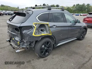 2020 BMW X1 xDrive28i с VIN WBXJG9C06L5R70557, выставлен на аукционе Copart как лот 55525365 с пробегом 32 207 миль миль и Списание • Salvage title. История ставок и продаж доступна на DreamBid. Изображение 3.