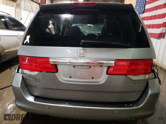 2008 Honda Odyssey Touring z VIN 5FNRL38918B104500, wystawiony jako Copart lot #47816145 z przebiegiem 262 179 mil mil oraz Szkoda całkowita • Salvage title. Historia ofert i sprzedaży dostępna na DreamBid. Obrazek 6.