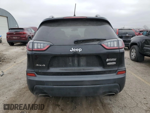 2019 Jeep Cherokee Latitude with VIN 1C4PJMCX3KD127526, listed as a Copart auction lot 85462954 with 132,879 mi miles and Salvage Title. Bid and sale history available at carsss.com. Image 6.