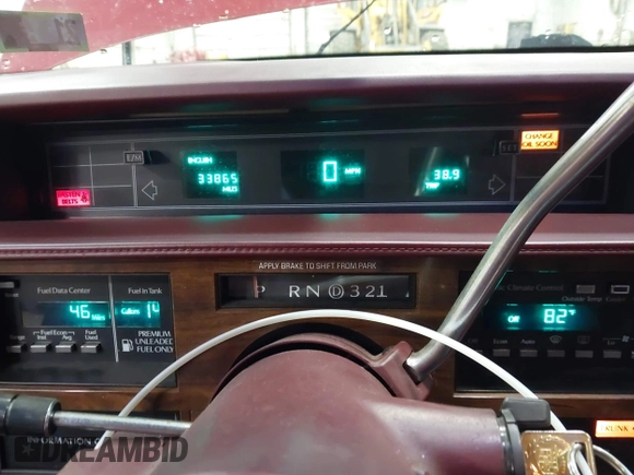 1991 Cadillac DeVille z VIN 1G6CD13B0M4305164, wystawiony jako IAAI lot #42028947 z przebiegiem 33 865 mil mil oraz . Historia ofert i sprzedaży dostępna na DreamBid. Obrazek 7.