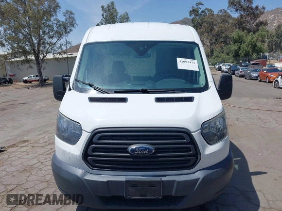 2017 Ford Transit Cargo z VIN 1FTYE1CM9HKB50925, wystawiony jako IAAI lot #42095471 z przebiegiem 152 583 mil mil oraz . Historia ofert i sprzedaży dostępna na DreamBid. Obrazek 12.