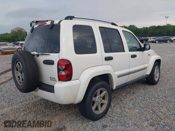2005 Jeep Liberty Limited with VIN 1J4GL58KX5W632558, listed as a IAAI auction lot 42143440 with 214,079 mi miles and . Bid and sale history available at carsss.com. Image 4.