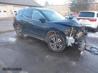 2020 Nissan Rogue SV with VIN JN8AT2MV9LW108233, listed as a IAAI auction lot 41431887 with 82,558 mi miles. Bid and sale history available at carsss.com. Image 1.