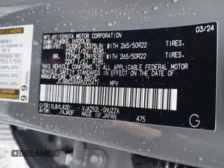 2024 Lexus GX 550 Luxury with VIN JTJVBCDX6R5002471, listed as a IAAI auction lot 41014710 with 6,804 mi miles and . Bid and sale history available at DreamBid. Image 9.