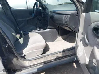 2002 Saturn SL with VIN 1G8ZF52892Z268947, listed as a IAAI auction lot 41915132 with 278,304 mi miles. Bid and sale history available at carsss.com. Image 5.