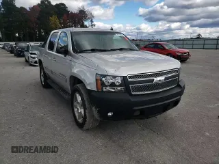 2010 Chevrolet Avalanche LT with VIN 3GNNCFE07AG243365, listed as a Copart auction lot 82130204 with 304,692 mi miles and Salvage Title. Bid and sale history available at carsss.com. Image 11.
