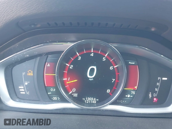 2015 Volvo S60 T5 Premier with VIN YV1612TB3F2315107, listed as a IAAI auction lot 41911081 with 121,149 mi miles. Bid and sale history available at carsss.com. Image 7.