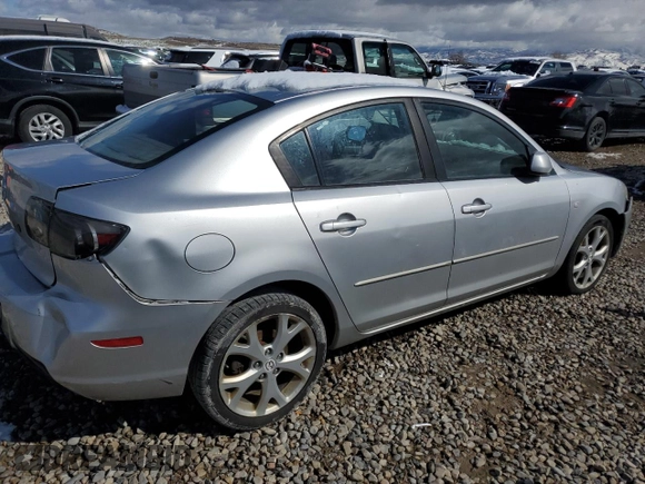 2008 Mazda Mazda3 i Touring Value with VIN JM1BK32F481117169, listed as a Copart auction lot 48966575 with 211,097 mi miles and Salvage Title. Bid and sale history available at carsss.com. Image 3.
