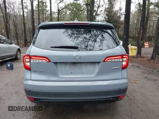 2022 Honda Pilot Special Edition with VIN 5FNYF5H20NB026028, listed as a IAAI auction lot 41801710 with 25,717 mi miles and . Bid and sale history available at carsss.com. Image 16.