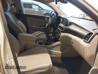 2019 Hyundai Tucson Ultimate with VIN KM8J3CAL8KU995978, listed as a IAAI auction lot 41105208 with 108,268 mi miles. Bid and sale history available at carsss.com. Image 5.