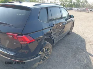 2024 Volkswagen Tiguan S с VIN 3VVFB7AX0RM048747, выставлен на аукционе IAAI как лот 42392509 с пробегом 9 130 миль миль и . История ставок и продаж доступна на DreamBid. Изображение 17.