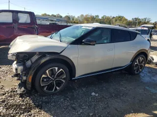 2023 Kia EV6 Wind with VIN KNDC3DLC9P5120331, listed as a Copart auction lot 75852454 with 15,712 mi miles and Salvage Title. Bid and sale history available at carsss.com. Image 1.
