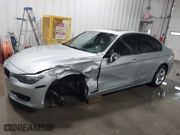 2014 BMW 3 Series 328d xDrive with VIN WBA3D5C55EF147308, listed as a IAAI auction lot 41499435 with 104,941 mi miles. Bid and sale history available at carsss.com. Image 15.