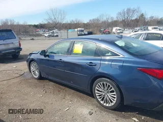 2019 Toyota Avalon XLE with VIN 4T1BZ1FB4KU034320, listed as a IAAI auction lot 41747802 with 73,064 mi miles. Bid and sale history available at carsss.com. Image 15.