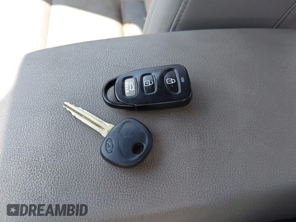 2017 Hyundai Elantra SE with VIN 5NPD84LF1HH033928, listed as a IAAI auction lot 42681713 with 87,632 mi miles and . Bid and sale history available at DreamBid. Image 11.