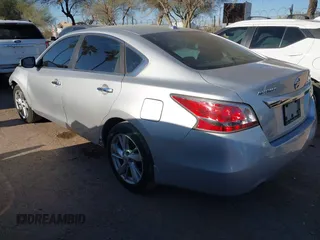 2015 Nissan Altima 2.5 S with VIN 1N4AL3AP6FC157621, listed as a IAAI auction lot 41827747 with 163,305 mi miles. Bid and sale history available at carsss.com. Image 3.