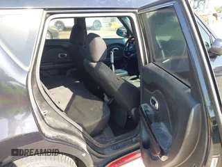 2015 Kia Soul + with VIN KNDJP3A51F7774348, listed as a IAAI auction lot 42016402 with 180,202 mi miles. Bid and sale history available at carsss.com. Image 8.