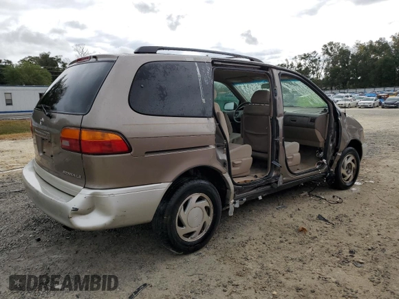1999 Toyota Sienna LE with VIN 4T3ZF13C9XU167304, listed as a Copart auction lot 81339034 with 173,504 mi miles and Non Repairable. Bid and sale history available at carsss.com. Image 3.