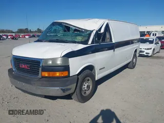 2004 GMC Savana Cargo Van Y3H Paratransit with VIN 1GTHG39U741126300, listed as a IAAI auction lot 41363236 with 247,746 mi miles. Bid and sale history available at carsss.com. Image 2.