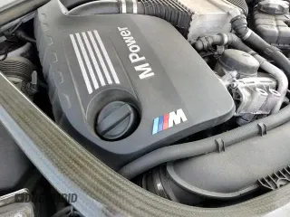 2017 BMW M3 с VIN WBS8M9C59H5G83376, выставлен на аукционе Copart как лот 71768105 с пробегом 124 200 миль миль и Списание • Salvage title. История ставок и продаж доступна на DreamBid. Изображение 15.