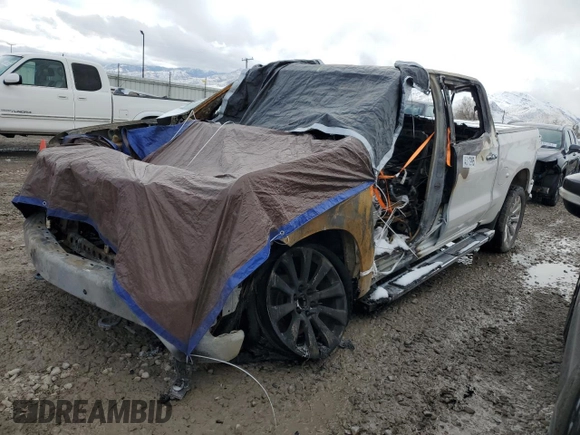 2019 Chevrolet Silverado 1500 High Country with VIN 3GCUYHEL6KG127717, listed as a Copart auction lot 48813995 with 0 mi miles and Salvage Title. Bid and sale history available at carsss.com. Image 1.