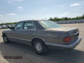 1984 Mercedes-Benz 300 SD with VIN WDBCB20A0EA082551, listed as a Copart auction lot 54059855 with 169,704 mi miles and Clean Title. Bid and sale history available at DreamBid. Image 2.