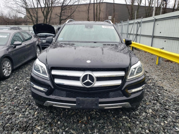2015 Mercedes-Benz GL-Class GL 450 with VIN 4JGDF6EE6FA489428, listed as a Copart auction lot 51082565 with 138,728 mi miles and Clean Title. Bid and sale history available at carsss.com. Image 5.
