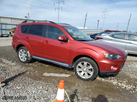 2013 Mitsubishi Outlander SE with VIN JA4JT3AW9DU021003, listed as a Copart auction lot 44249215 with 0 mi miles and Clean Title. Bid and sale history available at carsss.com. Image 4.