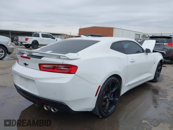2018 Chevrolet Camaro 2SS with VIN 1G1FH1R79J0152443, listed as a IAAI auction lot 41441751 with 52,384 mi miles and . Bid and sale history available at DreamBid. Image 4.