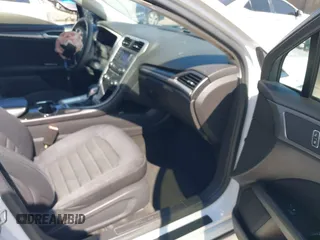 2014 Ford Fusion SE with VIN 3FA6P0H77ER204542, listed as a IAAI auction lot 41626542 with 149,316 mi miles. Bid and sale history available at carsss.com. Image 5.