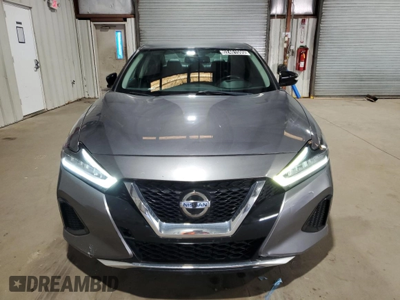 2019 Nissan Maxima SV z VIN 1N4AA6AV2KC360313, wystawiony jako Copart lot #52401595 z przebiegiem 67 822 mil mil oraz Czysty tytuł • Clean title. Historia ofert i sprzedaży dostępna na DreamBid. Obrazek 5.