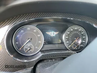 2020 Bentley Bentayga Speed z VIN SJAAR2ZV1LC028771, wystawiony jako Copart lot #45692144 z przebiegiem 8857 mil mil oraz . Historia ofert i sprzedaży dostępna na DreamBid. Obrazek 9.