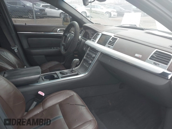 2010 Lincoln MKS w/EcoBoost with VIN 1LNHL9FT2AG610664, listed as a IAAI auction lot 41506926 with 156,756 mi miles. Bid and sale history available at carsss.com. Image 5.