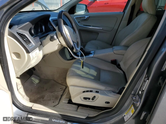 2016 Volvo XC60 T6 Drive-E with VIN YV449MDK8G2787690, listed as a Copart auction lot 38565794 with 115,077 mi miles. Bid and sale history available at carsss.com. Image 7.