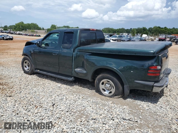 2001 Ford F-150 XL with VIN 2FTRX07W51CA44468, listed as a Copart auction lot 61017815 with Not provided miles and Salvage title. Bid and sale history available at DreamBid. Image 2.