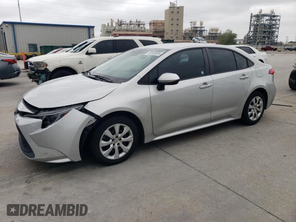 2020 Toyota Corolla LE with VIN 5YFEPRAE2LP118206, listed as a Copart auction lot 50303835 with 124,701 mi miles and Salvage Title. Bid and sale history available at carsss.com. Image 1.