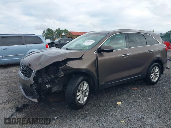 2019 Kia Sorento LX with VIN 5XYPGDA32KG429289, listed as a IAAI auction lot 40030977 with 53,579 mi miles. Bid and sale history available at carsss.com. Image 2.