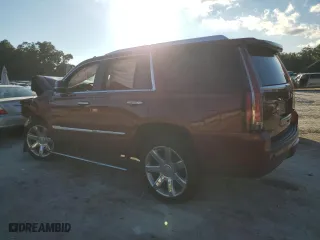 2019 Cadillac Escalade Premium Luxury with VIN 1GYS4CKJ8KR190191, listed as a Copart auction lot 84697364 with 22,182 mi miles and Salvage Title. Bid and sale history available at carsss.com. Image 2.