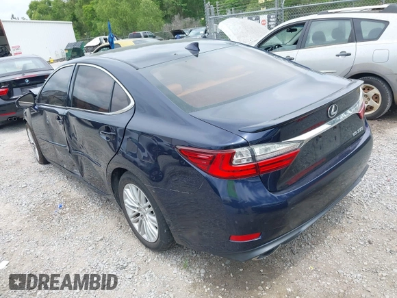 2016 Lexus ES 330 z VIN 58ABK1GG7GU025058, wystawiony jako IAAI lot #42072414 z przebiegiem 120 678 mil mil oraz . Historia ofert i sprzedaży dostępna na DreamBid. Obrazek 3.