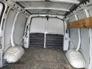 2017 Chevrolet Express Cargo z VIN 1GCWGAFF3H1147488, wystawiony jako Copart lot #51792665 z przebiegiem Nie podano mil oraz Szkody całkowita. Historia ofert i sprzedaży dostępna na DreamBid. Obrazek 10.