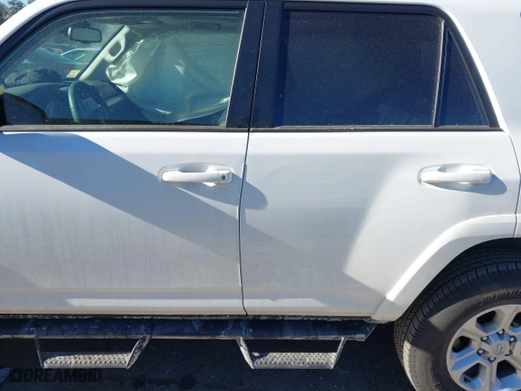 2024 Toyota 4Runner SR5 Premium with VIN JTENU5JR0R6296258, listed as a IAAI auction lot 41420385 with 4,649 mi miles. Bid and sale history available at carsss.com. Image 14.