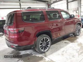 2022 Jeep Wagoneer Series III with VIN 1C4SJVDT4NS113100, listed as a IAAI auction lot 41727706 with 64,694 mi miles and . Bid and sale history available at DreamBid. Image 4.