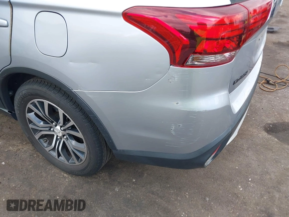 2017 Mitsubishi Outlander SE with VIN JA4AD3A31HZ050863, listed as a IAAI auction lot 42528872 with 98,136 mi miles and . Bid and sale history available at DreamBid. Image 6.