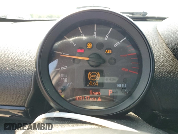 2015 MINI Countryman S with VIN WMWZC5C51FWP49167, listed as a Copart auction lot 66529445 with 109,117 mi miles and Clean title. Bid and sale history available at DreamBid. Image 9.